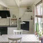 Дом отдыха 4 Bedroom Amazing In *